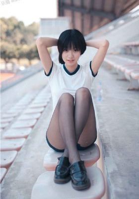 极品美女高潮出白浆