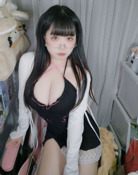 两个小姨子在线