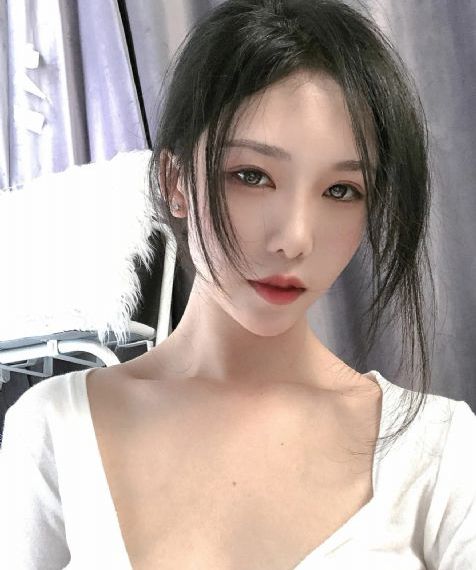 老板娘三
