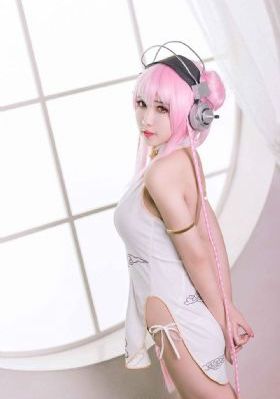 漂亮的保姆2