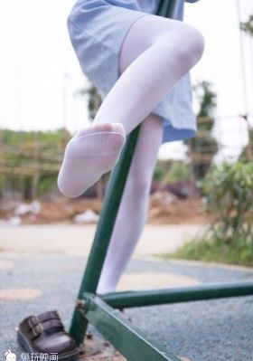 四个少妇按摩记