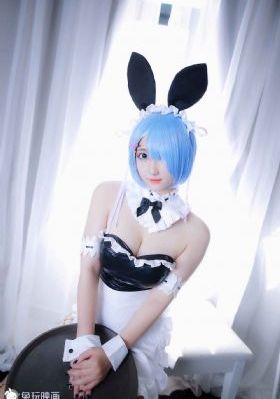 动漫美女下部隐私