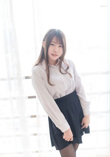 火车上的女孩