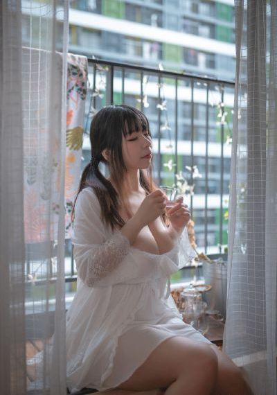 水形物语