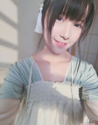 《龙谷》
