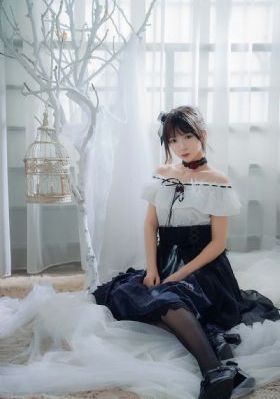 天师斗僵尸 女鬼